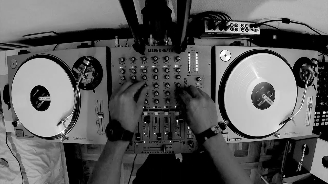 Set DJ Techno digital Traktor Vinyl Time code Chusalez /// Part.2