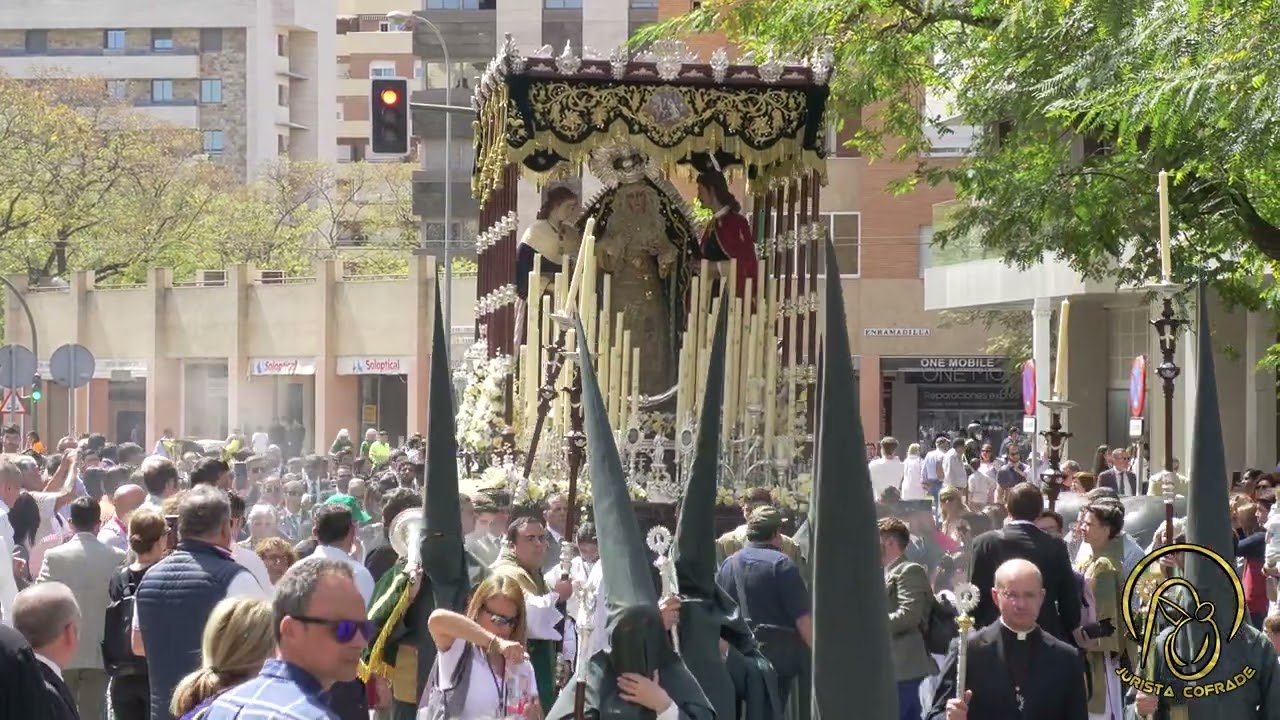 Nuestra Se&ntilde;ora del Sol por la Avenida de la Buhaira | S&aacute;bado Santo | Semana Santa 2023 Sevilla