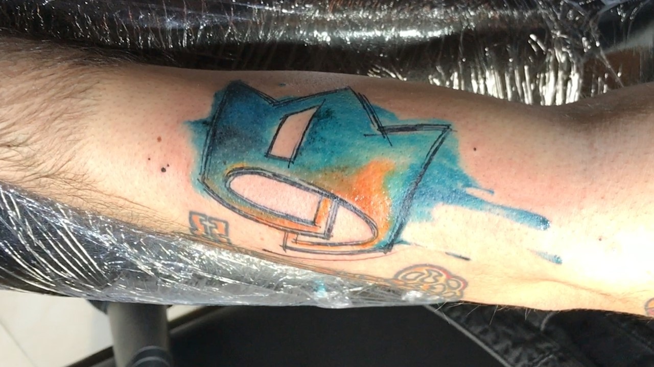 IDIOT GETS SHUBBLE TATTOO