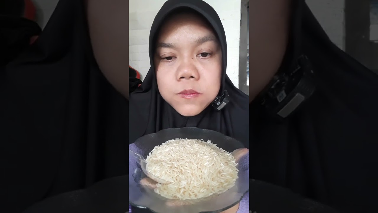 DYMA |ASMR RAW RICE EATING |Makan Beras Mentah| asmrrawriceeating| asmrsounds | Basmatirice 