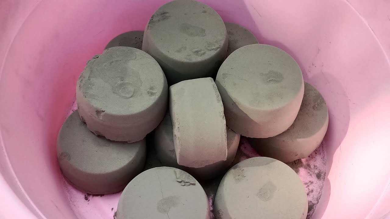 ASMR- Extreme dust🌋🌪️Snappy,soft,dusty fresh pure cement dry crumbling🤤 | oddlysatisfying