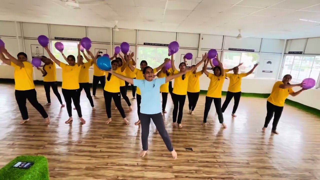 Aerobics dance | Dance With Balloon | Easy Dance Steps
