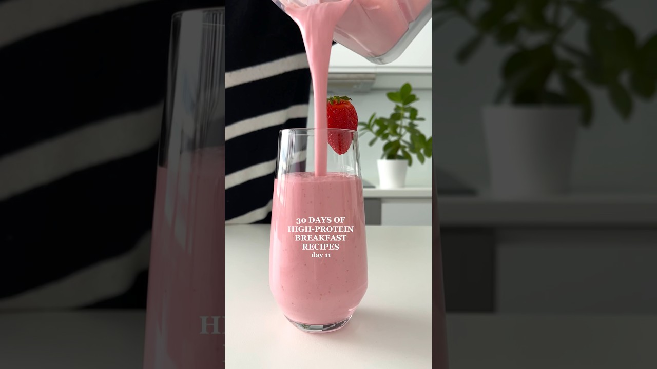 Healthy & High-protein Strawberry Cheesecake Smoothie🩷 