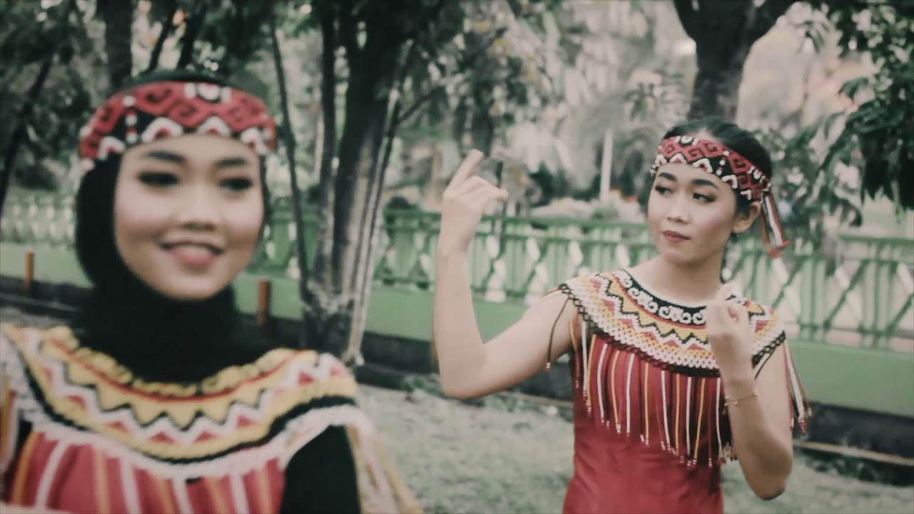 TARIAN DAYAK DAYANG SEBALU