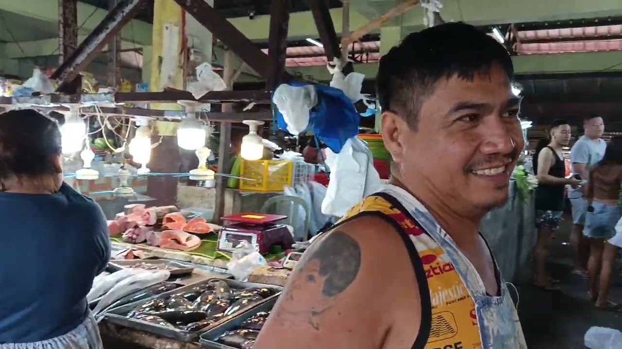 HELLO NAN DITO TAYO SA DASMA SENTRAL MARKET SA GULAY SECTION &FISH SECTION BOSS IDOL 
