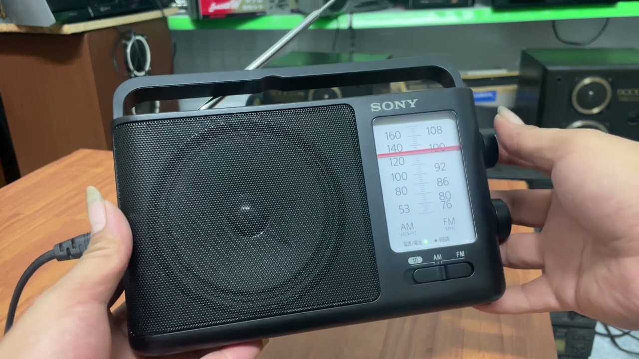 Sony ICF-506 nhoại hình vòn rất mới bắt sóng khoẻ. 850k bác nào có nhu cầu ib 0925.651.333