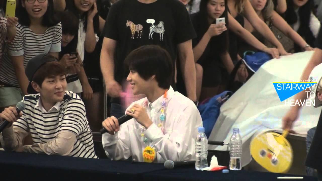 130822 M.O.U 싸인회 Taemin [DO NOT REUPLOAD AND EDIT]