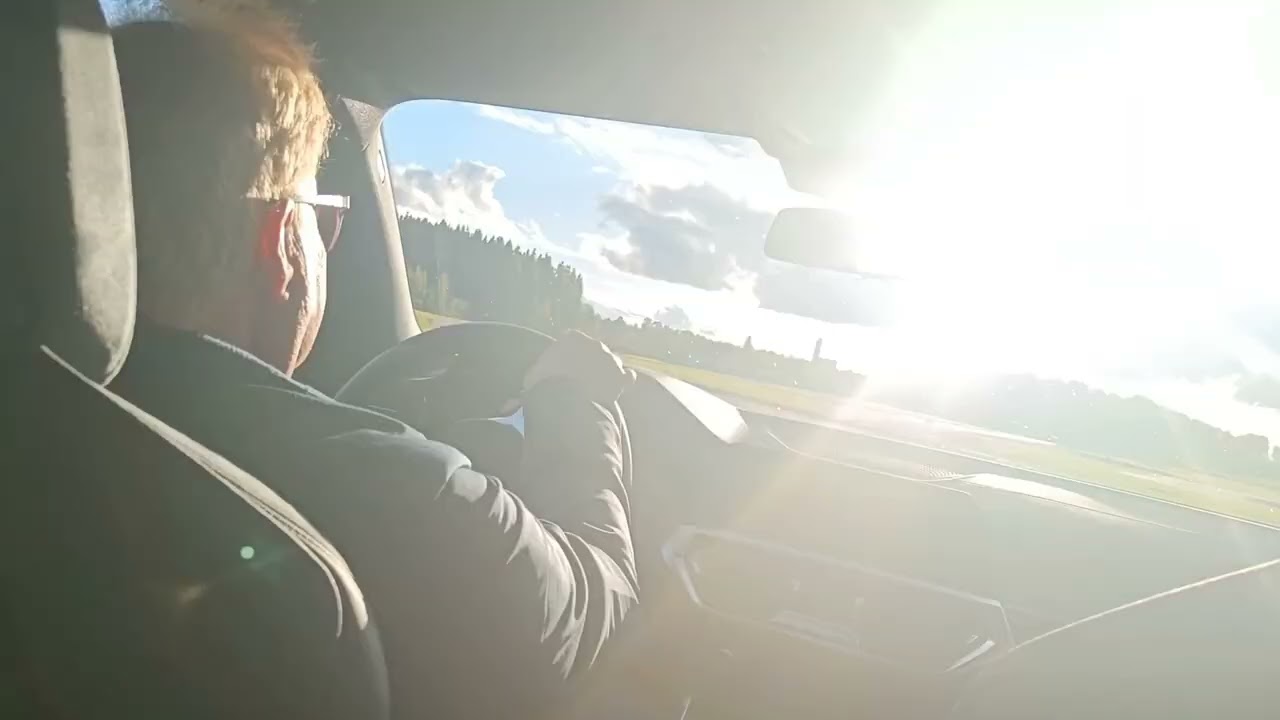 &Aring;ker Bmw M3 med Janne 'Flash' Nilsson p&aring; Geller&aring;sen 2022
