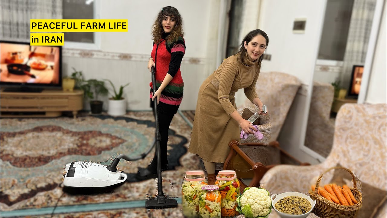 A Cozy Village Morning | Feeding Chickens, Making Pickles & Cleaning Our Home