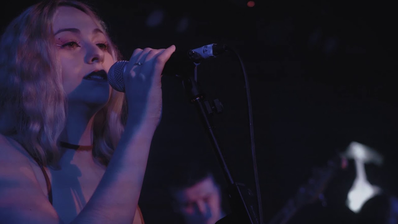 B-ahwe // Closer (Live at Belgrave Music Hall)