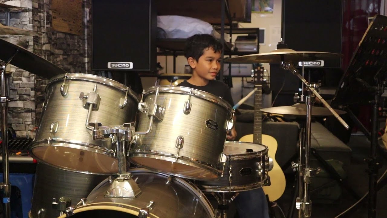 Since U Been Gone - Kelly Clarkson | WM's Mini Concert 2025