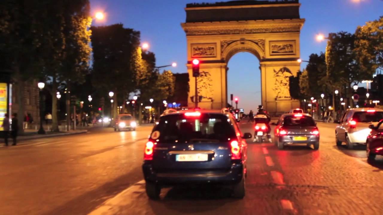 Bonics Explores France!