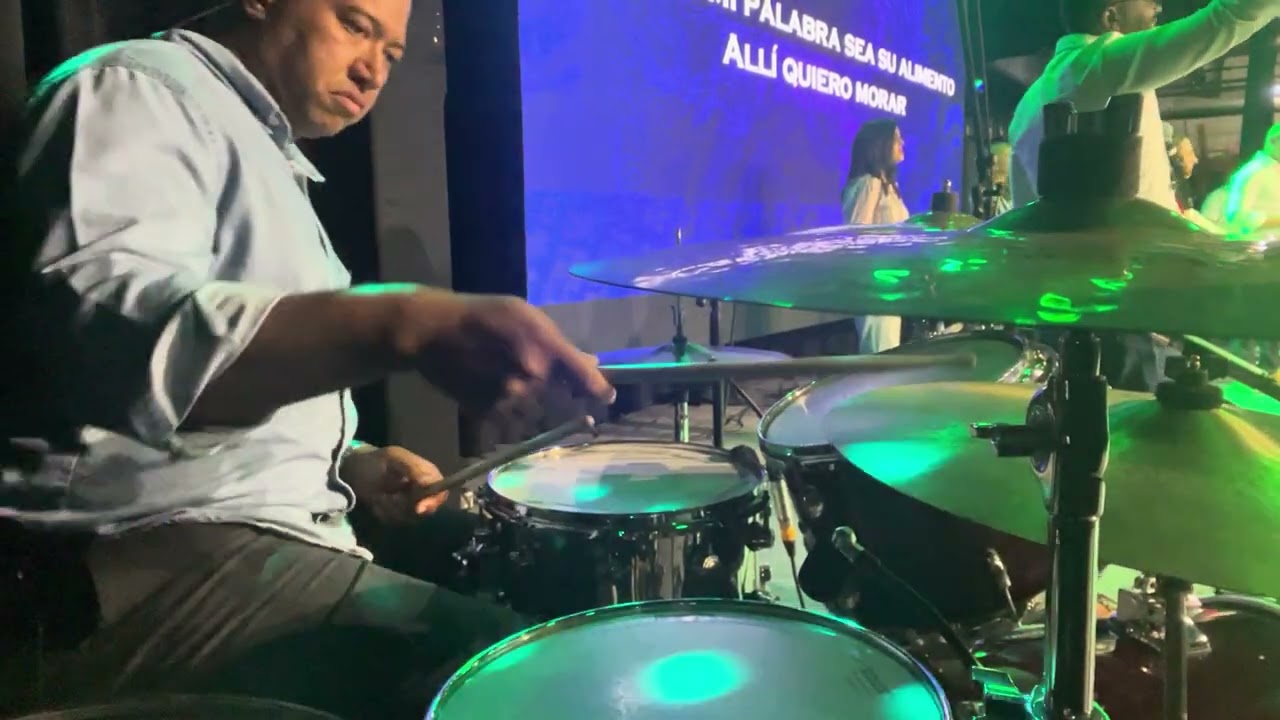 Mi Iglesia - René González | En Vivo (Completo) - 25 Aniversario Templo Bíblico Peniel