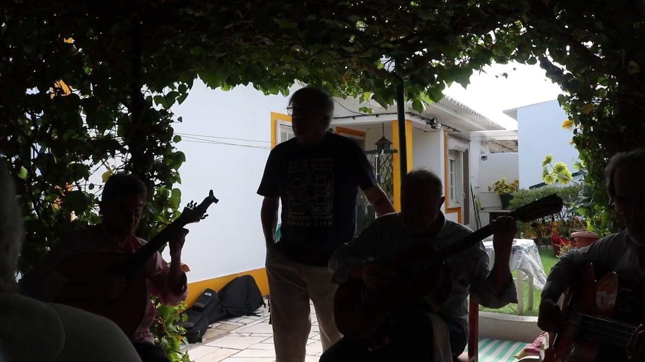 Helder Mendes - O Justino da Tipóia