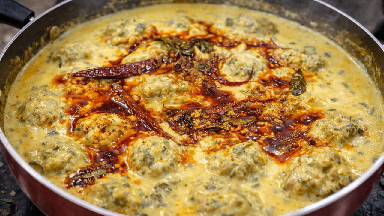 Easy Kadhi Palak Pakoda recipe, खाई तो भूल नहीं पाओगे 😍 | Best Kadhi recipe | AHAAR STUDIO