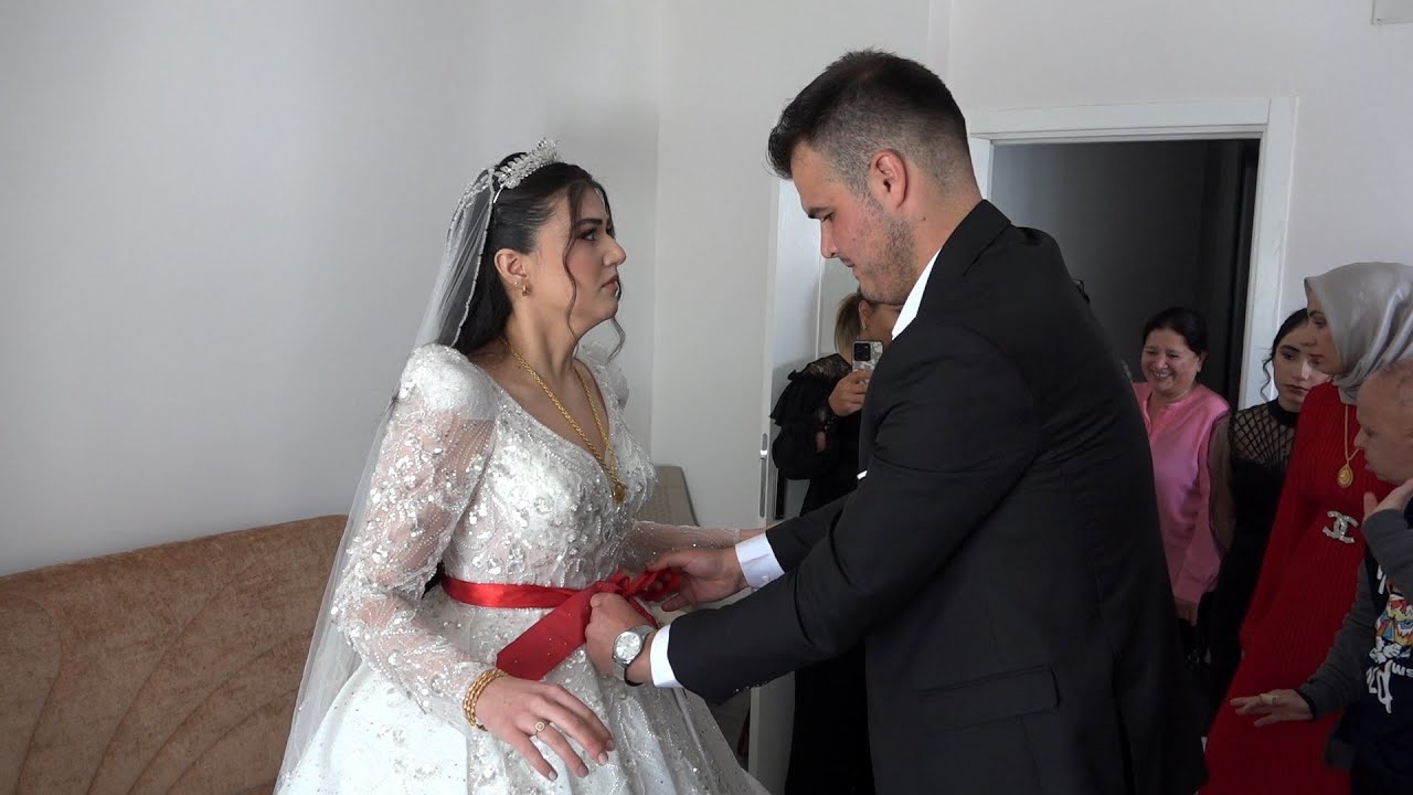 Gelin Kuşak Bağlama / 2024 - 4K - Eda Geline Kardeş Kuşağı Bağlanması ve Ailesiyle Duygusal Anları