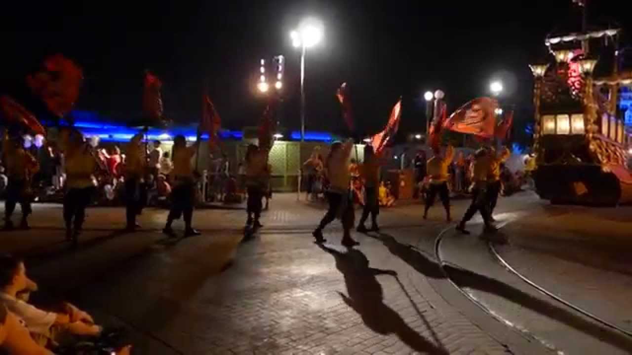 Boo To You Parade - MNSSHP 2014