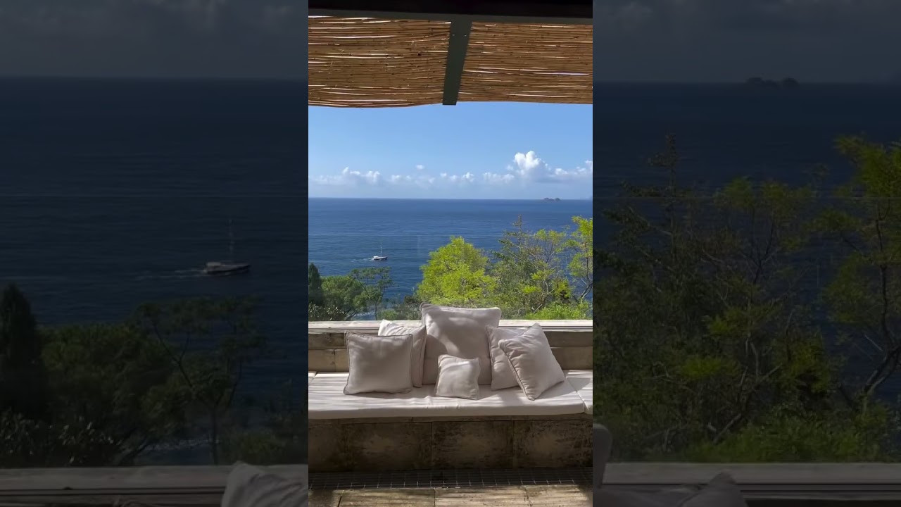 Escape to Casa Privata, a hidden gem between Amalfi and Positano. 🎥: @valeriastva #Amalfi #Hotel