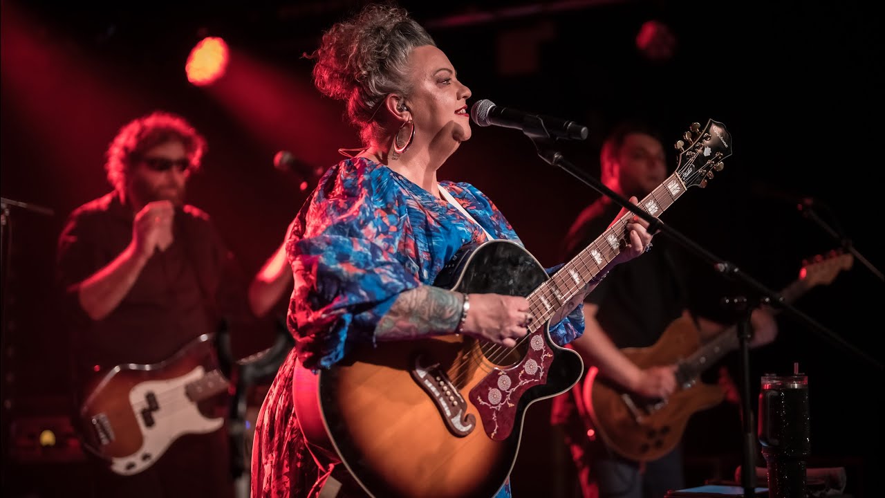 Kaz Hawkins 🔆 because you love me 🌀 la boite a musique FR 2026 LIVE