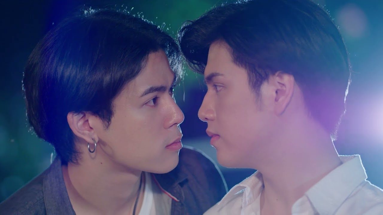 Official MV เพื่อนพ่อแล้วไงเป็นที่รักได้แล้วกัน - ความผูกพันที่ไม่ควรคิด (ไอซ์ ศรัณยู)