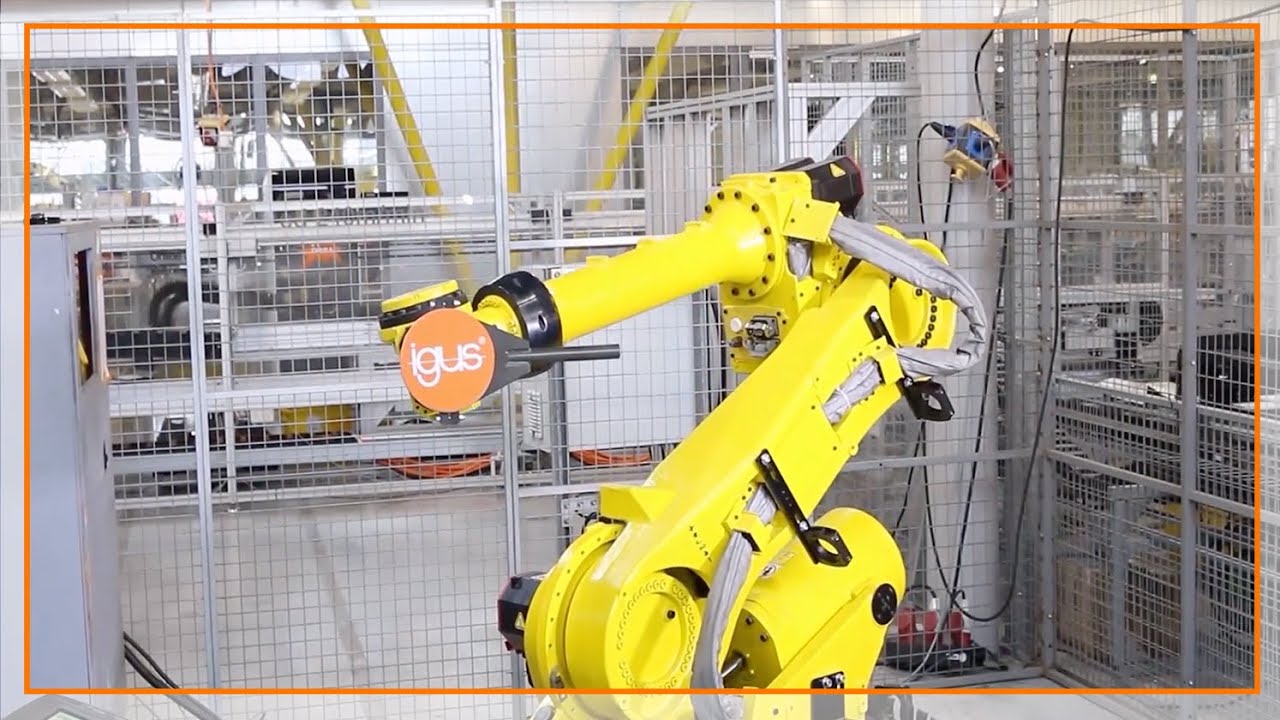 How to install an igus twisterchain on a six-axis robot