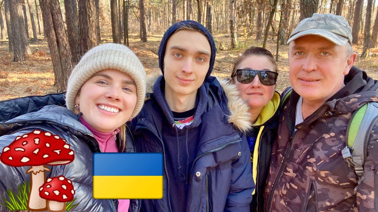 Семейное Приключение В Походе За Грибами В Пригороде Киева