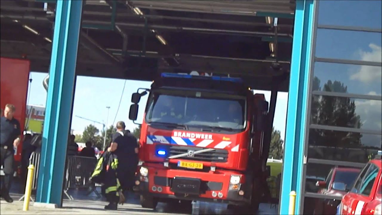 Brandweer Lelystad: uitruk voor voertuigbrand op A6 UNIEK lees beschrijving!!!