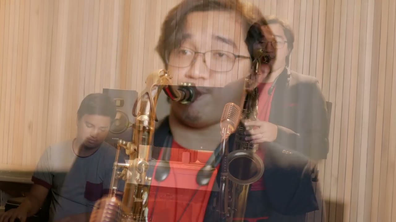 Knocks Me Off My Feet Saxophone Cover - KV Sax & Keith