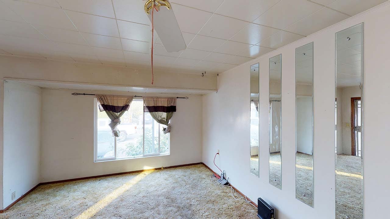 Santa Paula Home for SALE