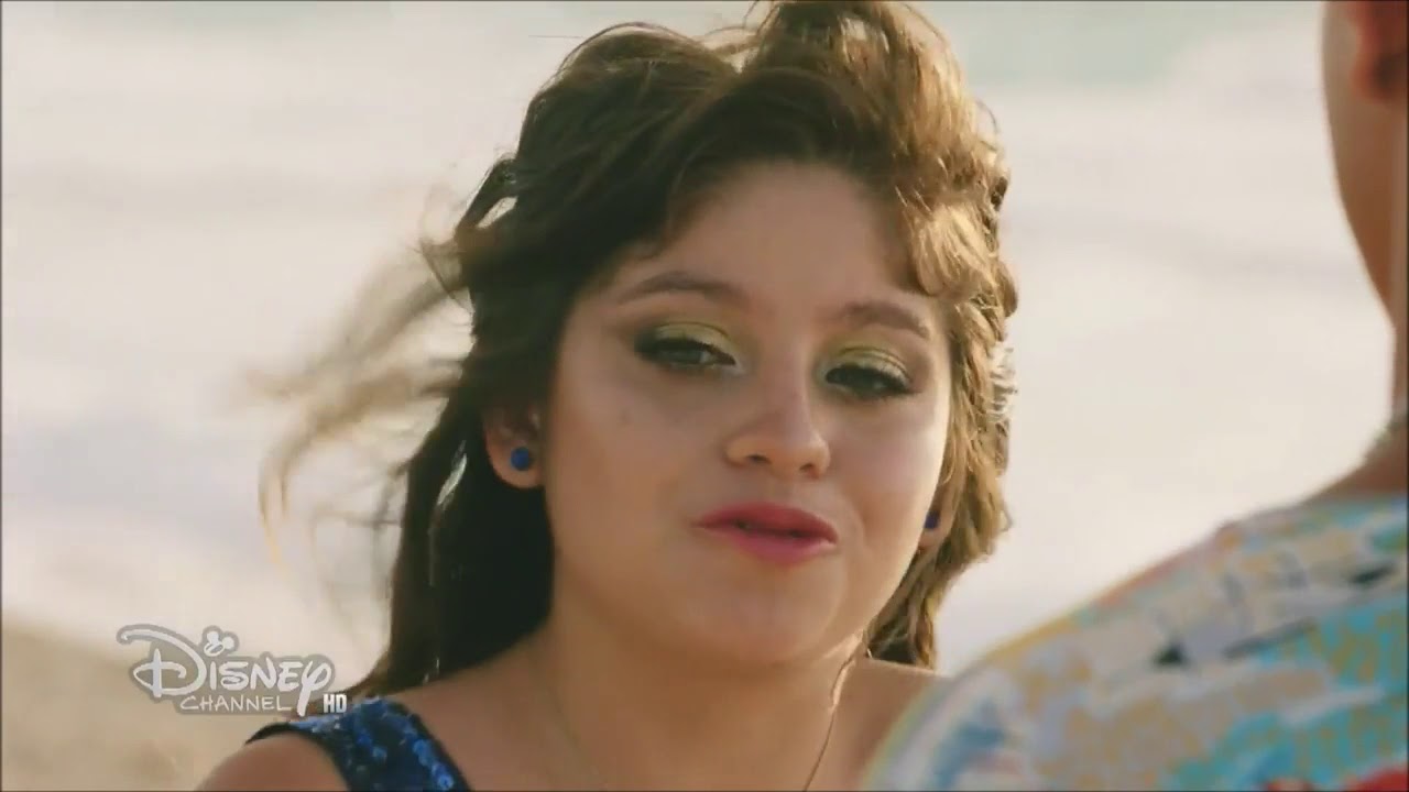 Soy Luna 2 | Simón and Luna talk at the beach (ep.80) (Eng. subs)