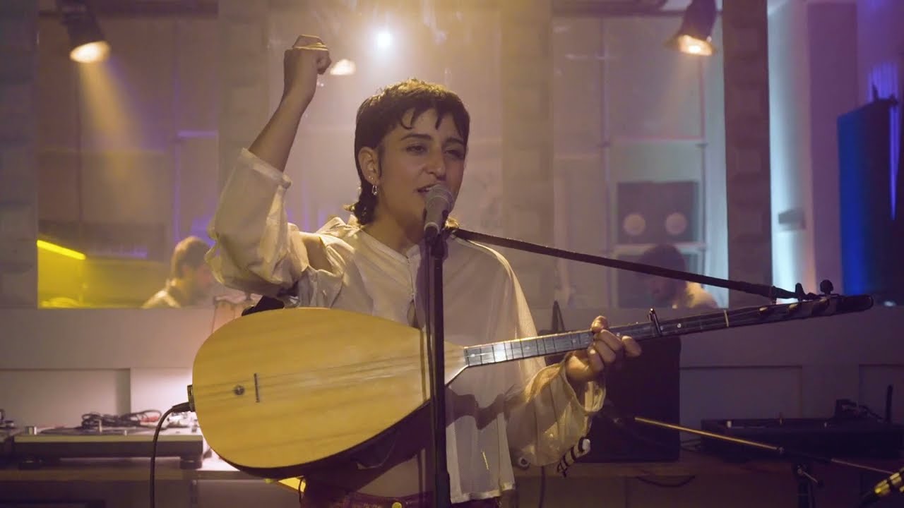 Derya Yıldırım & Grup Şimşek - Darıldım Darıldım (Berlin Live Session)