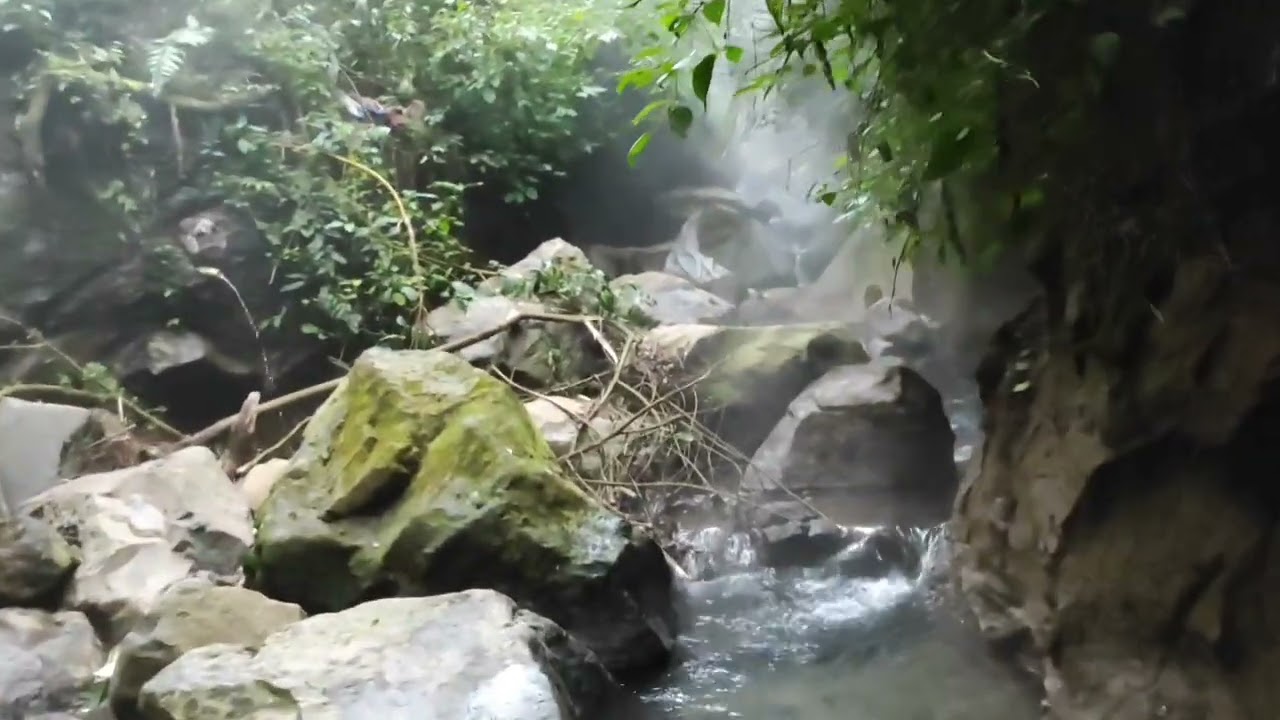 MANDI AIR PANAS CANGAR LANGSUNG KE SUMBERNYA 