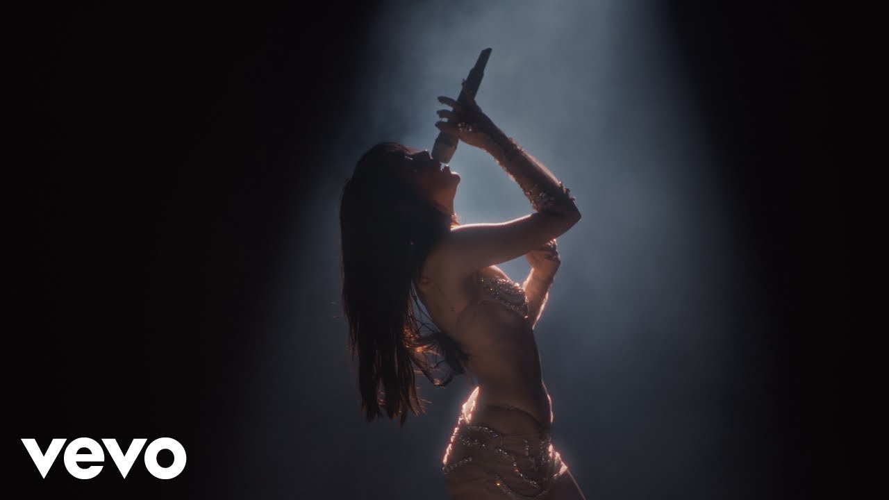 DANNA - THE FALL (Live Performance del film DANNA: Tenemos Que Hablar - Un filme de CHILDSTAR)