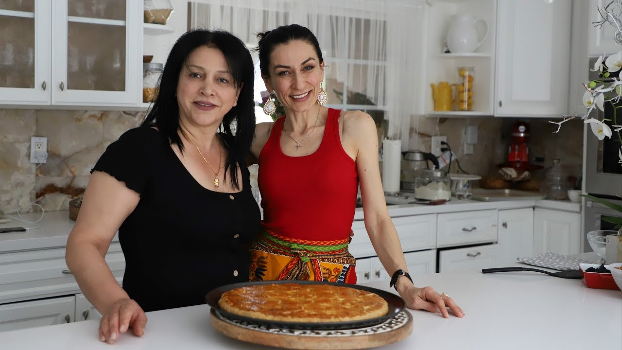 Չրերով Գաթա - Թամարայի Բաղադրատոմսը - Dried Fruit Gata - Heghineh Cooking Vlog #78