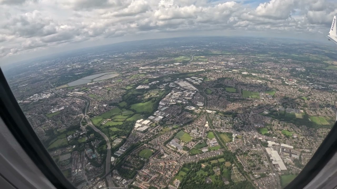 Flying into Manchester Airport