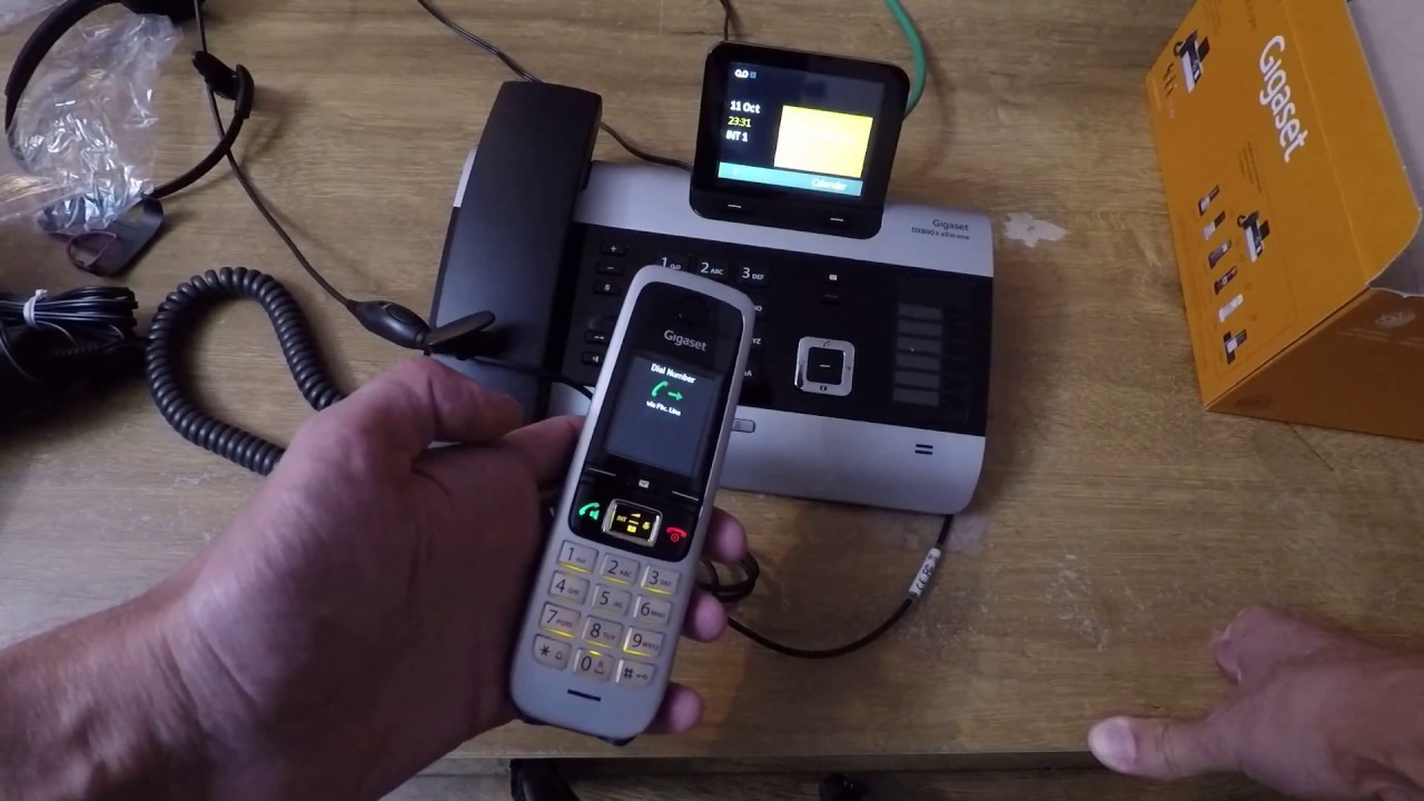 Gigaset DX800A Part 5 of 7: Registering the DECT handset