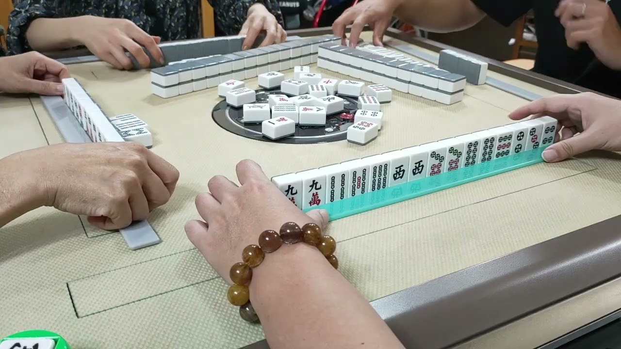 【麻將日常】大姊被叫去忙一起來就自摸 換KIRA上場接手又自摸