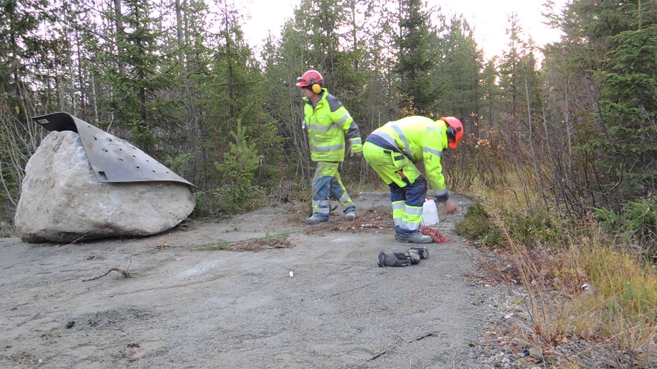 JockeTuffing och Torgny spräcker storsten
