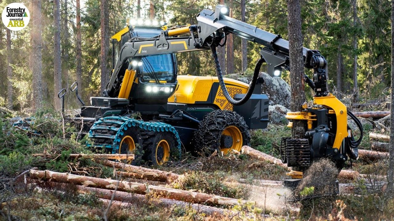 Watch Eco Log's pendulum arms in action at the Swedish Forestry Expo