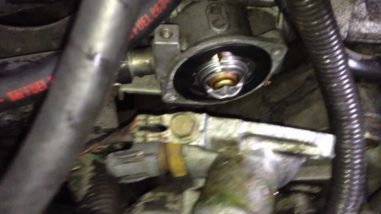 Replacing a Thermostat - Acura Integra