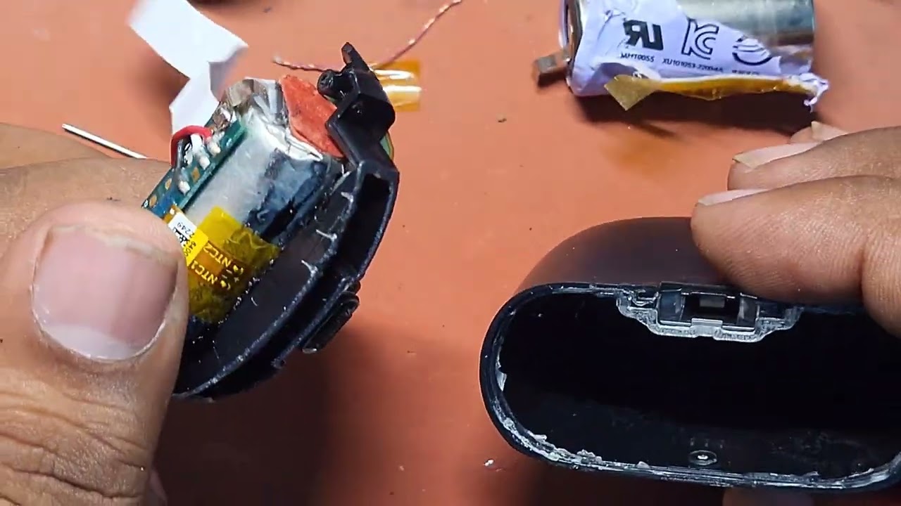boss qc earbuds 2 case repair mk60 #repair #viralvideo #bose