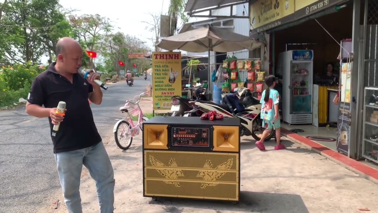 Loa Kẹo kéo giá rẻ chỉ có 6.triệu  mà thôi