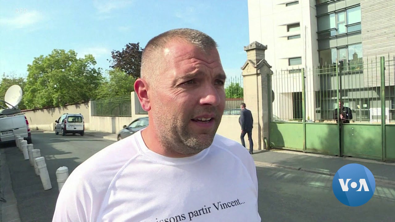 Court Orders Resumption of Life Support for Frenchman in Vegetative State