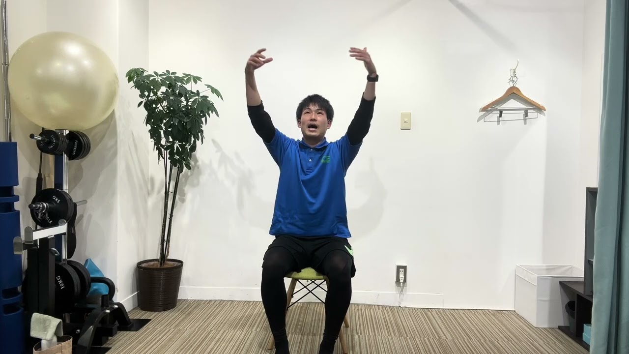 正しい姿勢づくりのためにも背骨・骨盤を動かそう！