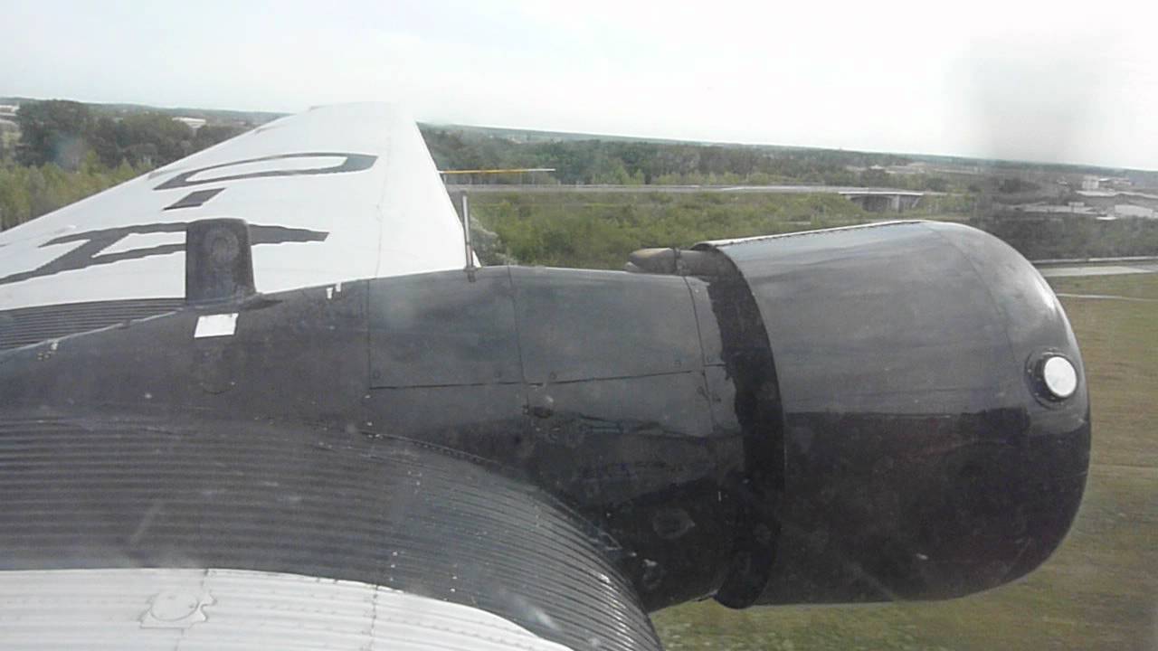 Landung onboard Lufthansa Junkers Ju 52 D-CDLH SXF