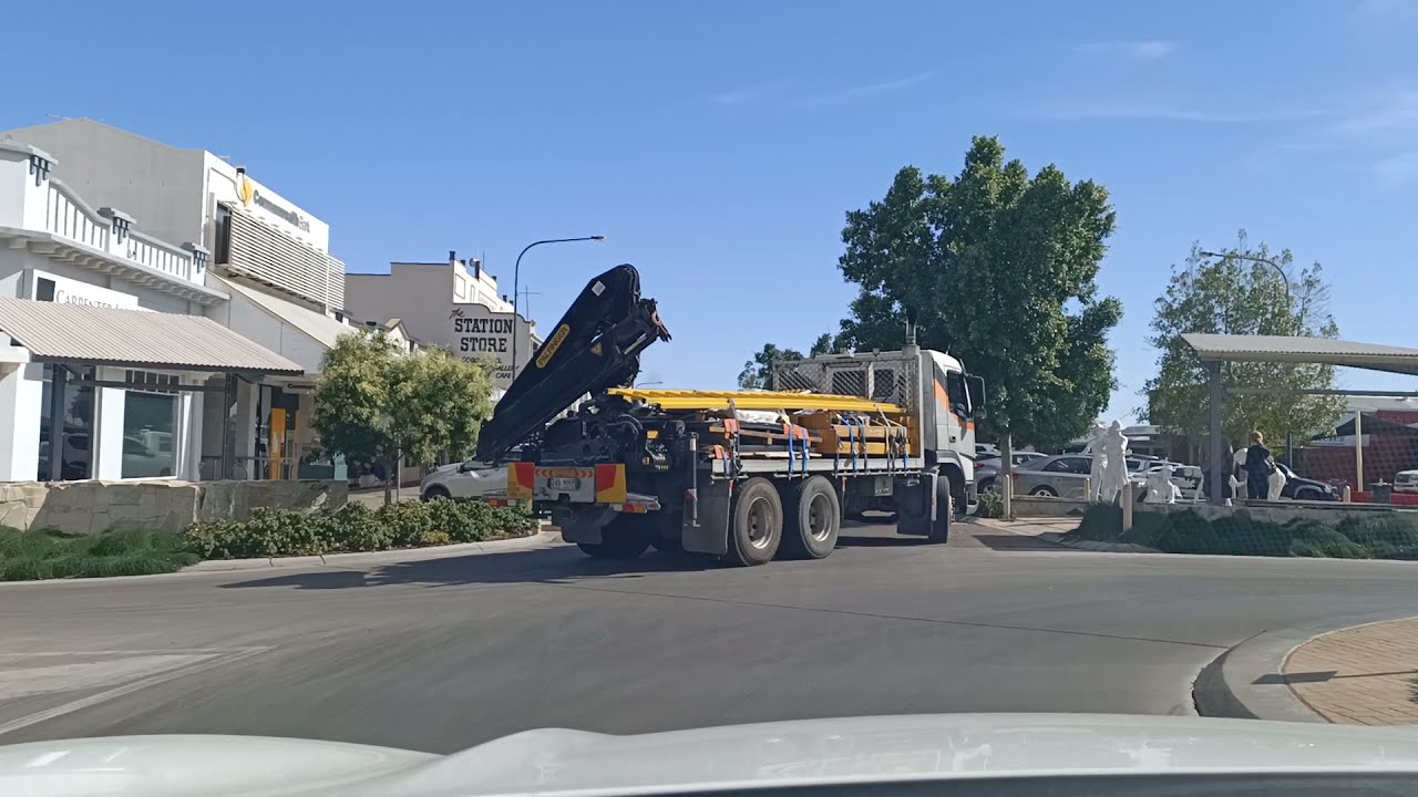 Longreach Drive Around