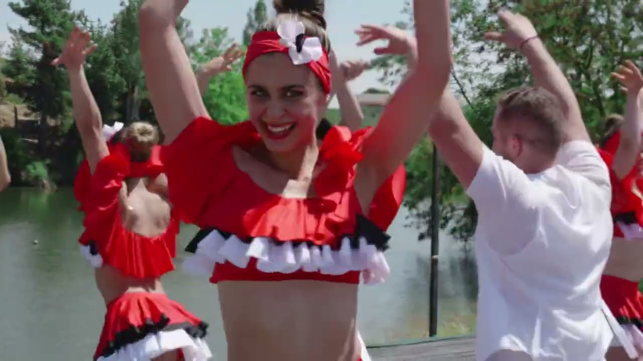 Rueda de Casino / Apassionantes by Polina Roula