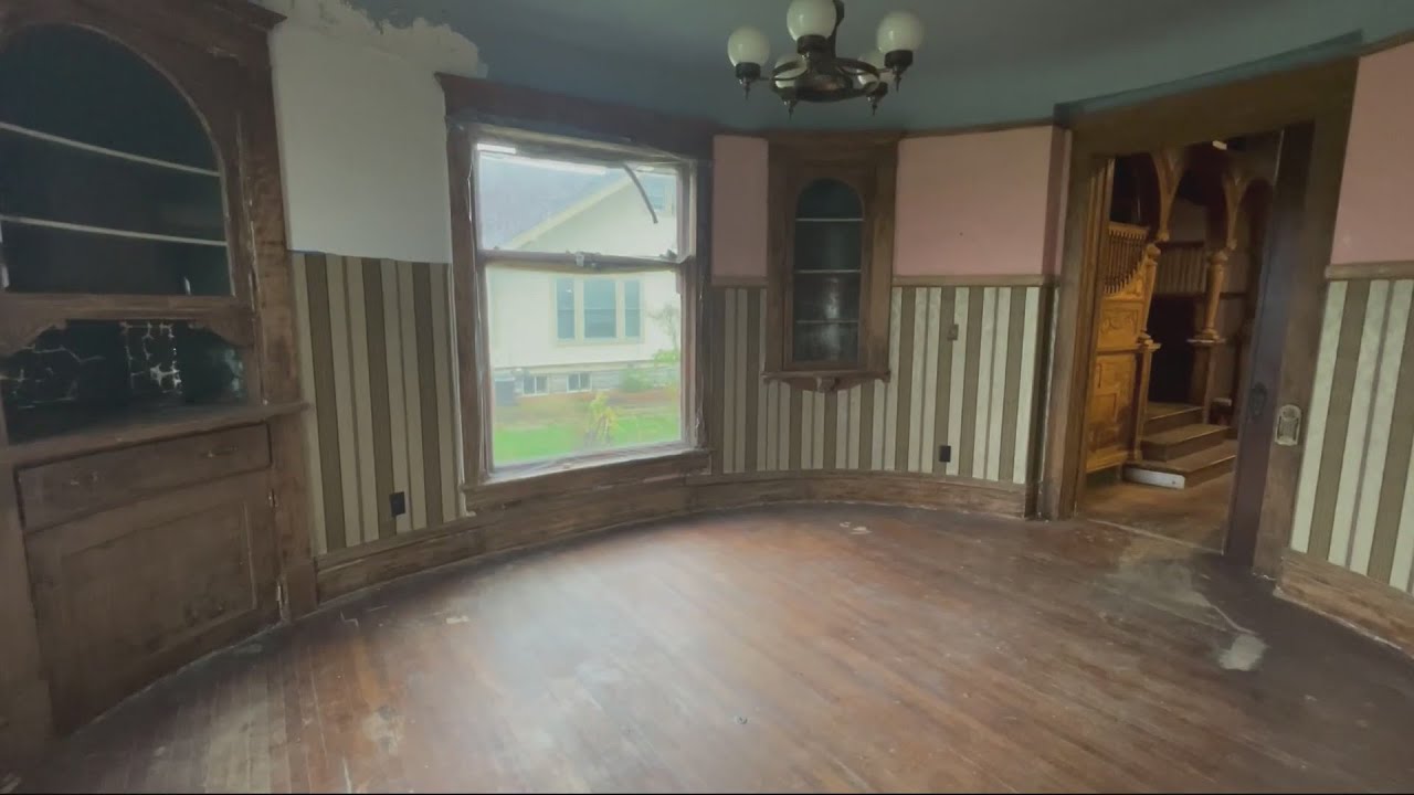 Historic Marshalltown home under renovation by next generation of owners