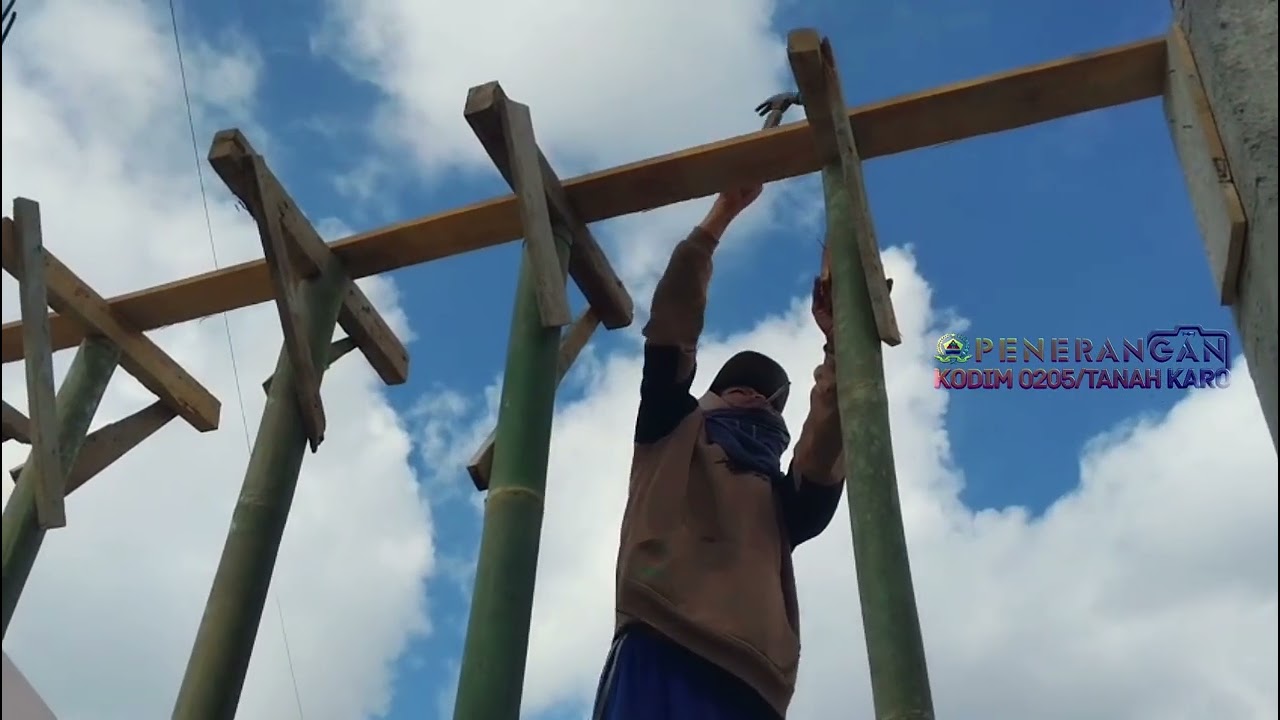 BABINSA KORAMIL 04/SE KODIM 0205/TK DAMPINGI PEMBANGUNAN  KDKMP DESA JARANGUDA 28012026