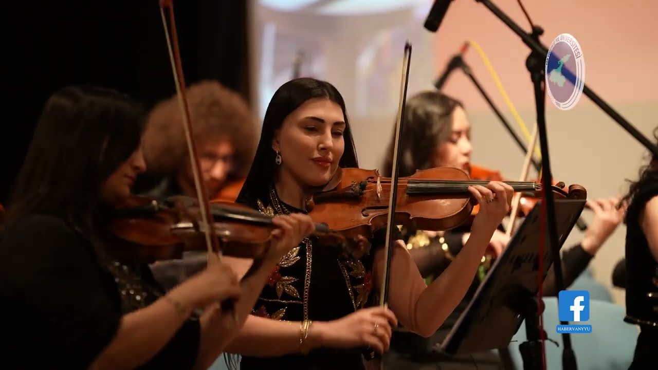 Dünya İkincisi Van YYÜ Akademik Orkestrası Van’da Sahnedeydi